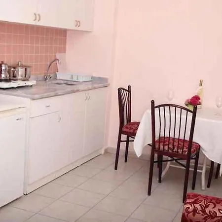 Bella Rose Hotel, Lejlighedshotel 3*
